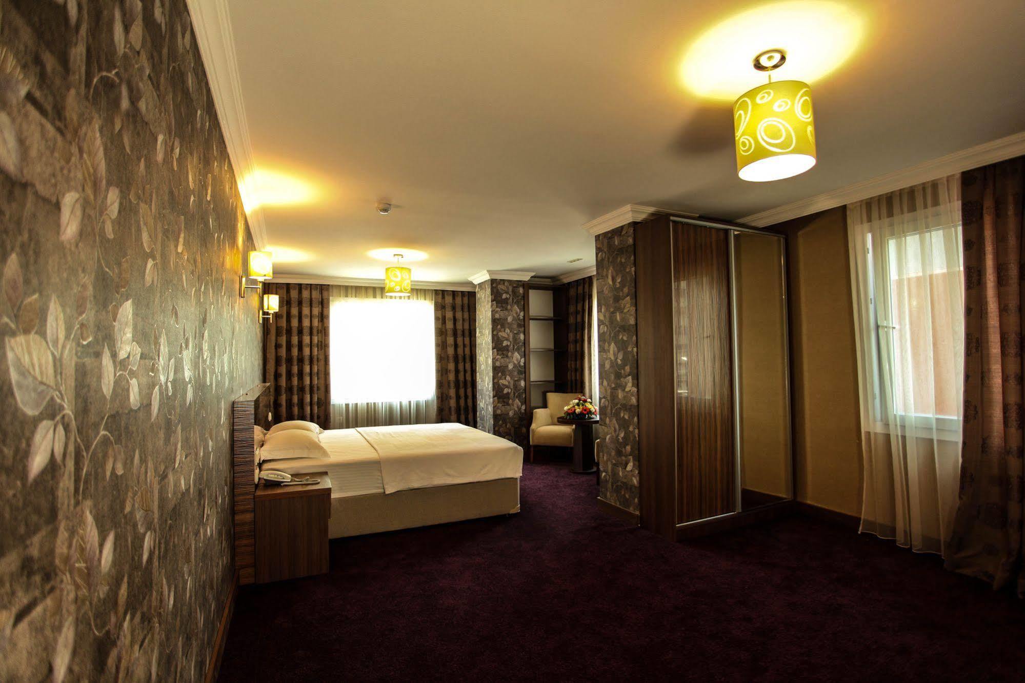 Grand Akcali Otel İskenderun Exterior foto