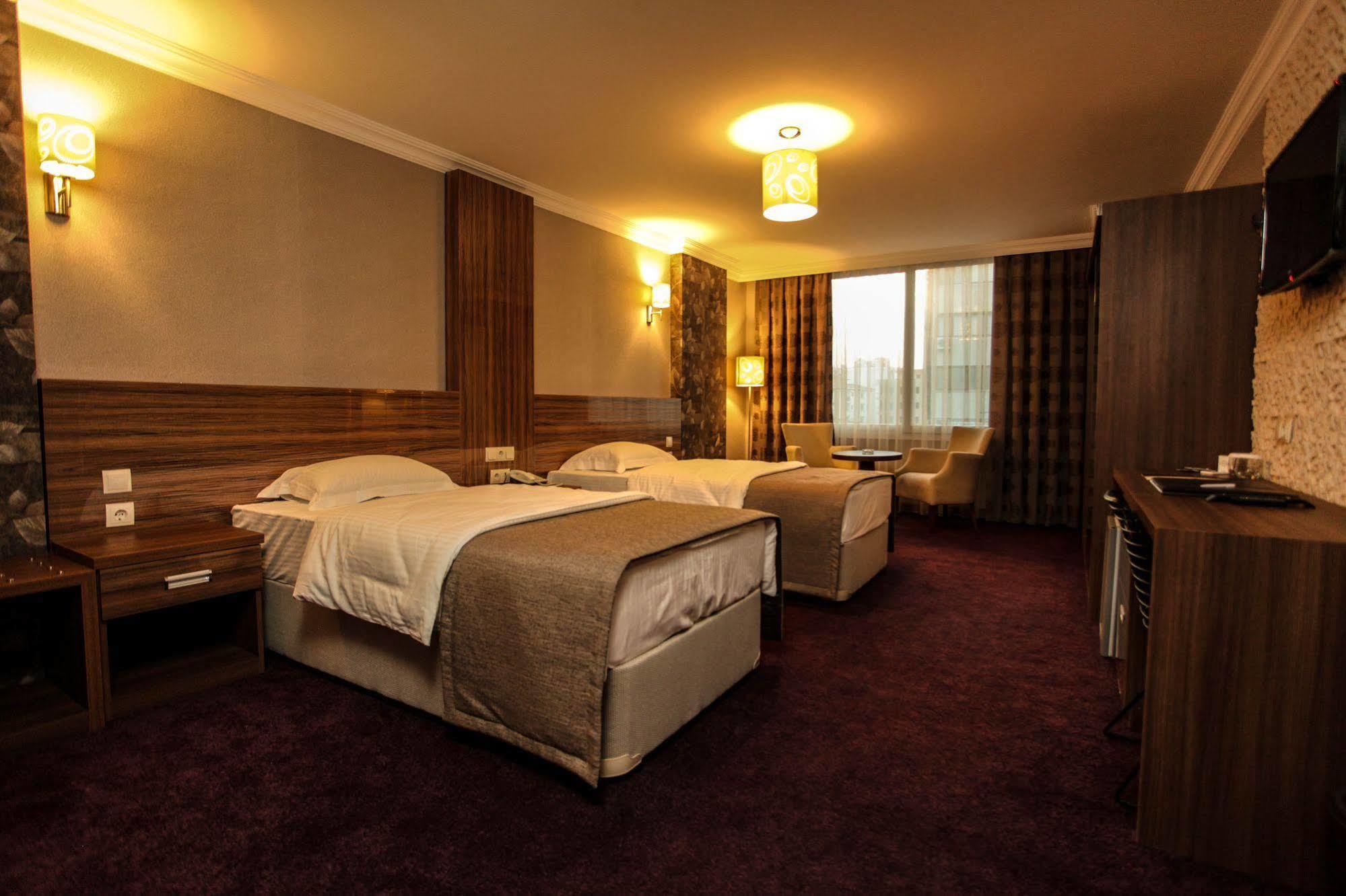Grand Akcali Otel İskenderun Exterior foto